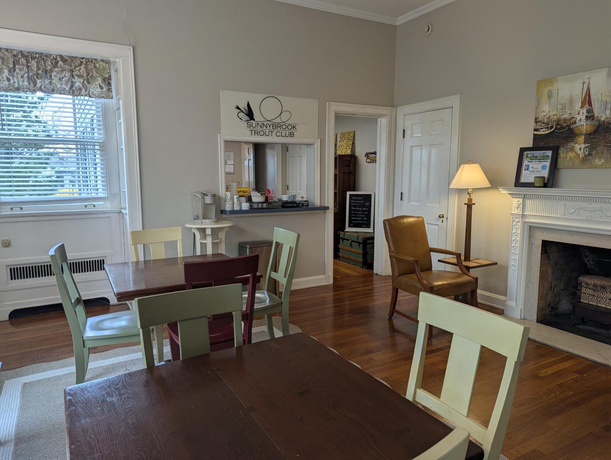 Farrell House Lodge At Sunnybrook Trout Club Sandusky Bagian luar foto